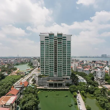 Westlake Homestay Hanoi - D'Le Roi Soleil Exterior photo