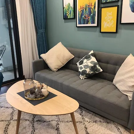 Westlake Homestay Hanoi - D'Le Roi Soleil Room photo