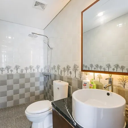 Westlake Homestay Hanoi - D'Le Roi Soleil Room photo