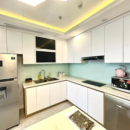 Westlake Homestay Hanoi - D'Le Roi Soleil Room photo